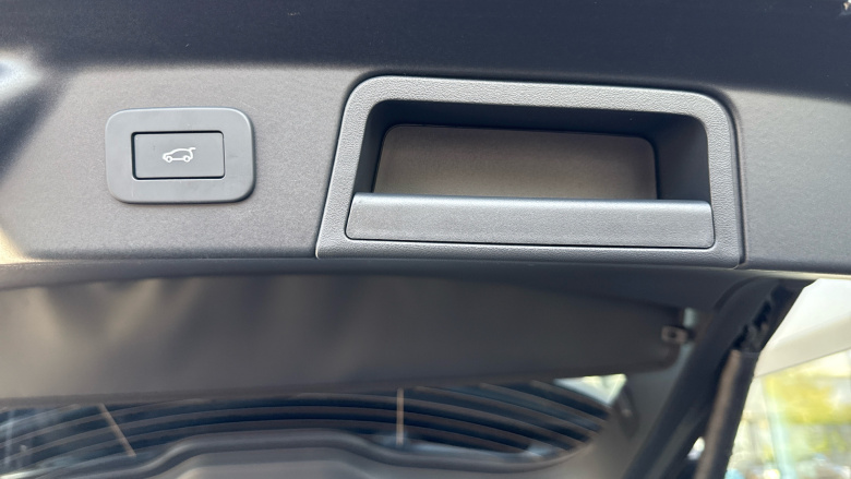 Land Rover Range Rover Velar 2.0 P400e Dynamic SE 5dr Auto Estate